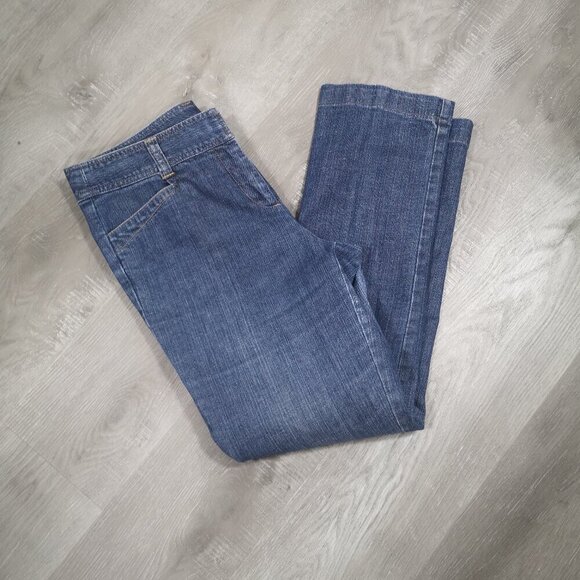 Cleo Ladies Size 12 Straight Leg Medium Wash Blue Jeans - Picture 10 of 13